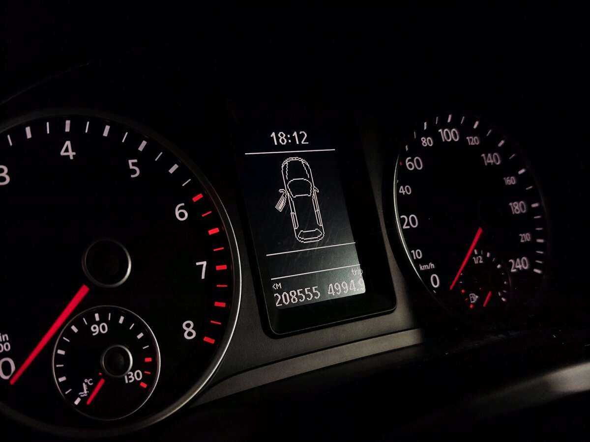 Б/У Фольксваген Тигуан 2013 года. Фото: #4