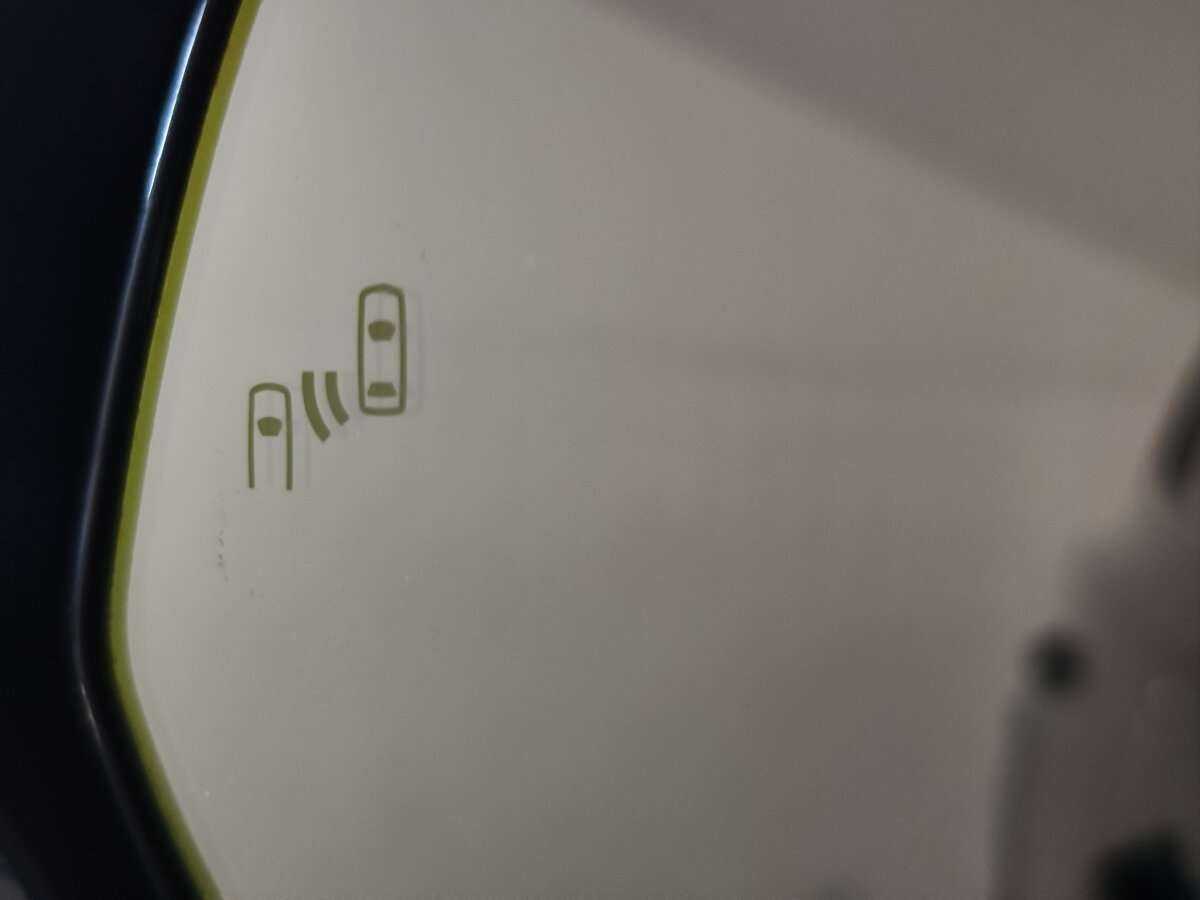 Б/У Тойота Рав4 2015 года. Фото: #24