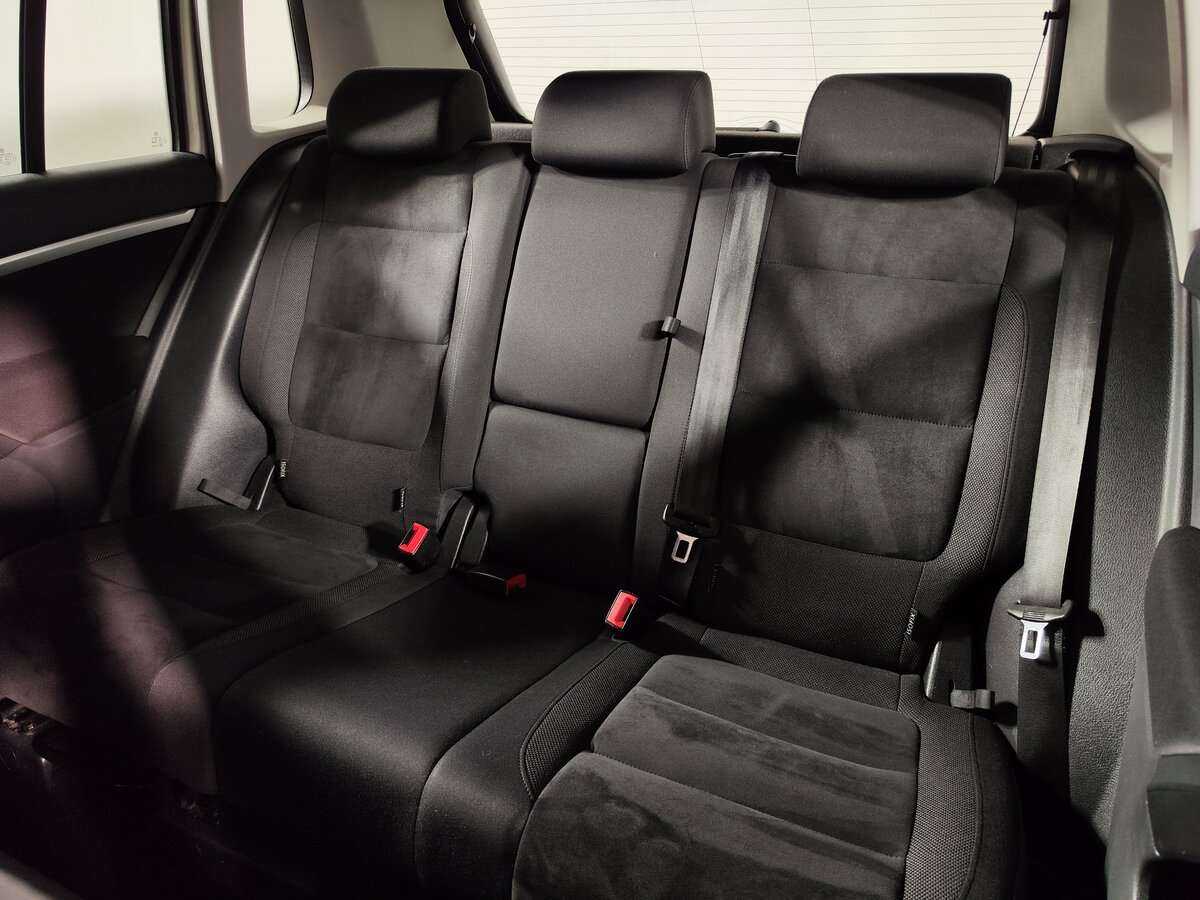 Б/У Фольксваген Тигуан 2012 года. Фото: #8