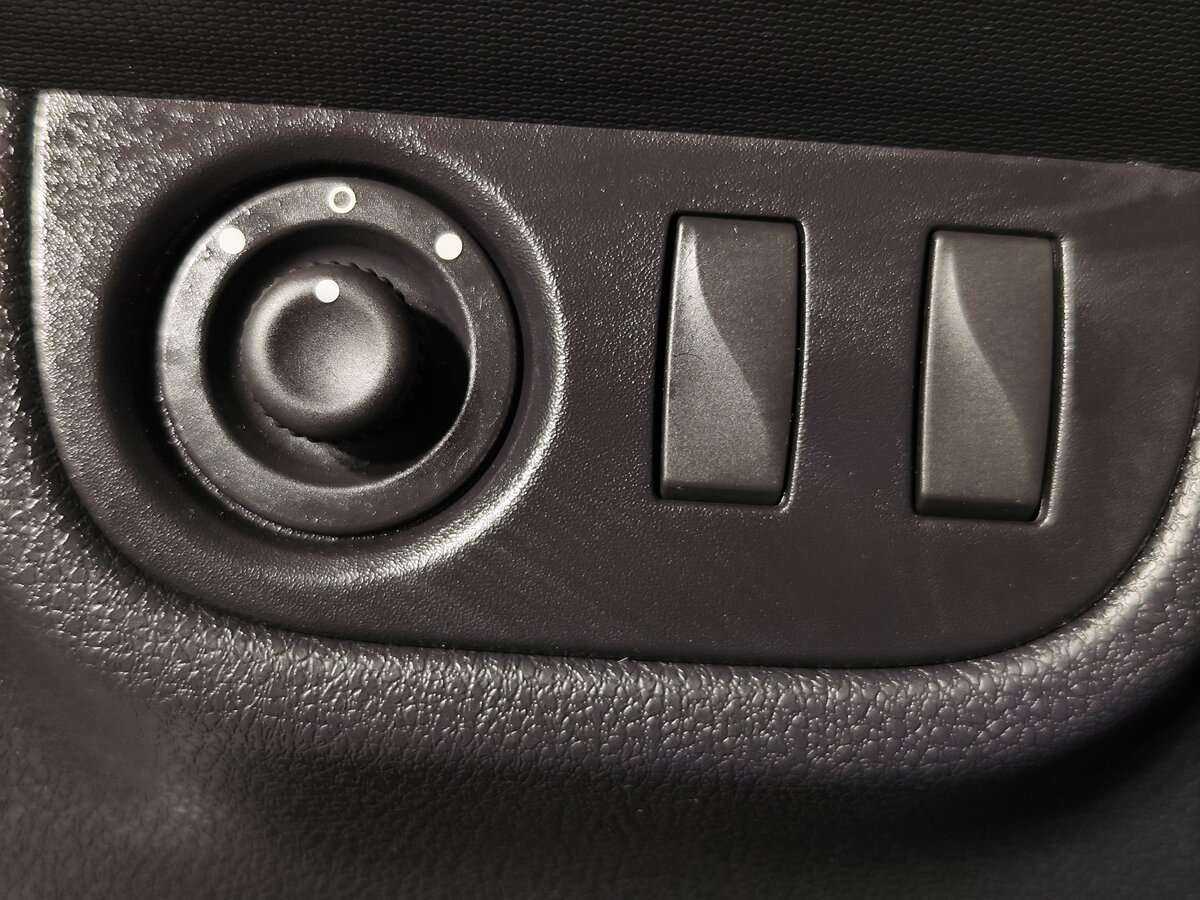 Б/У Рено Логан 2019 года. Фото: #17