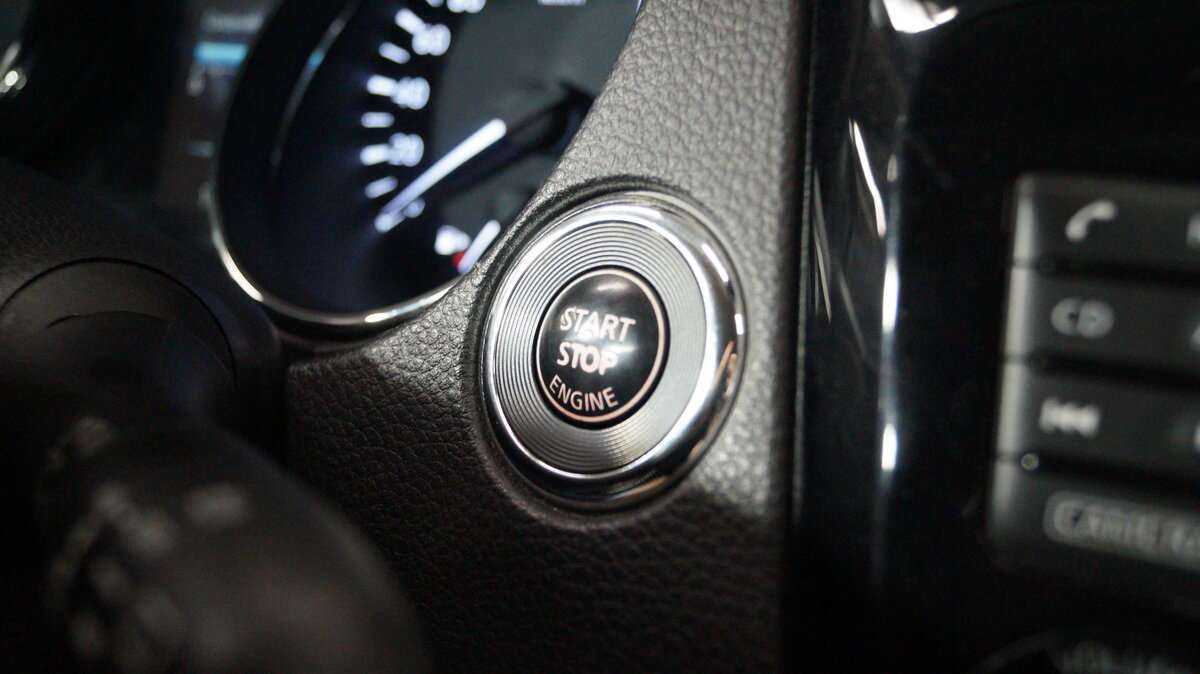 Б/У Ниссан Икс-Трейл 2017 года. Фото: #11