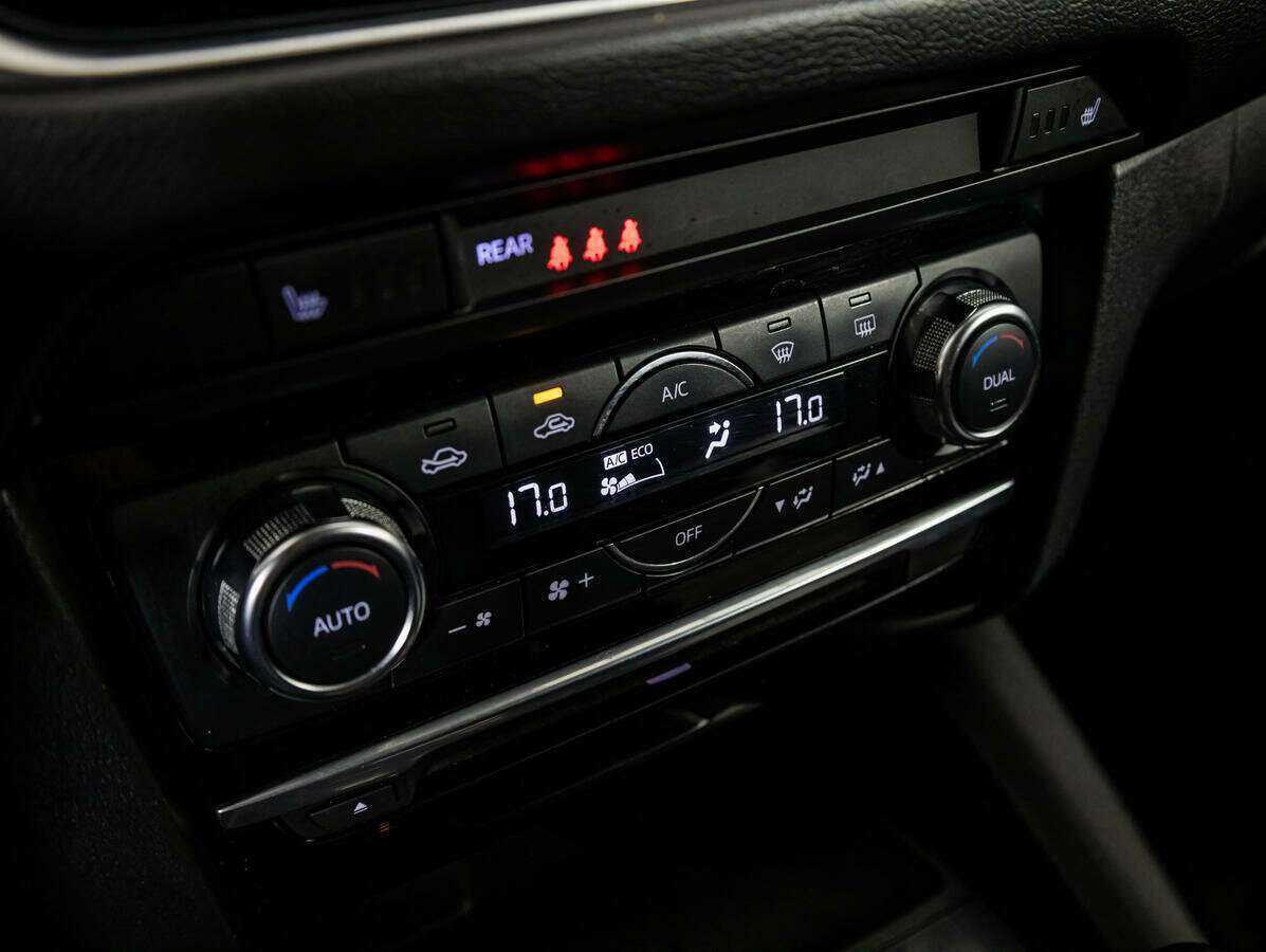 Б/У Мазда 6 2016 года. Фото: #15