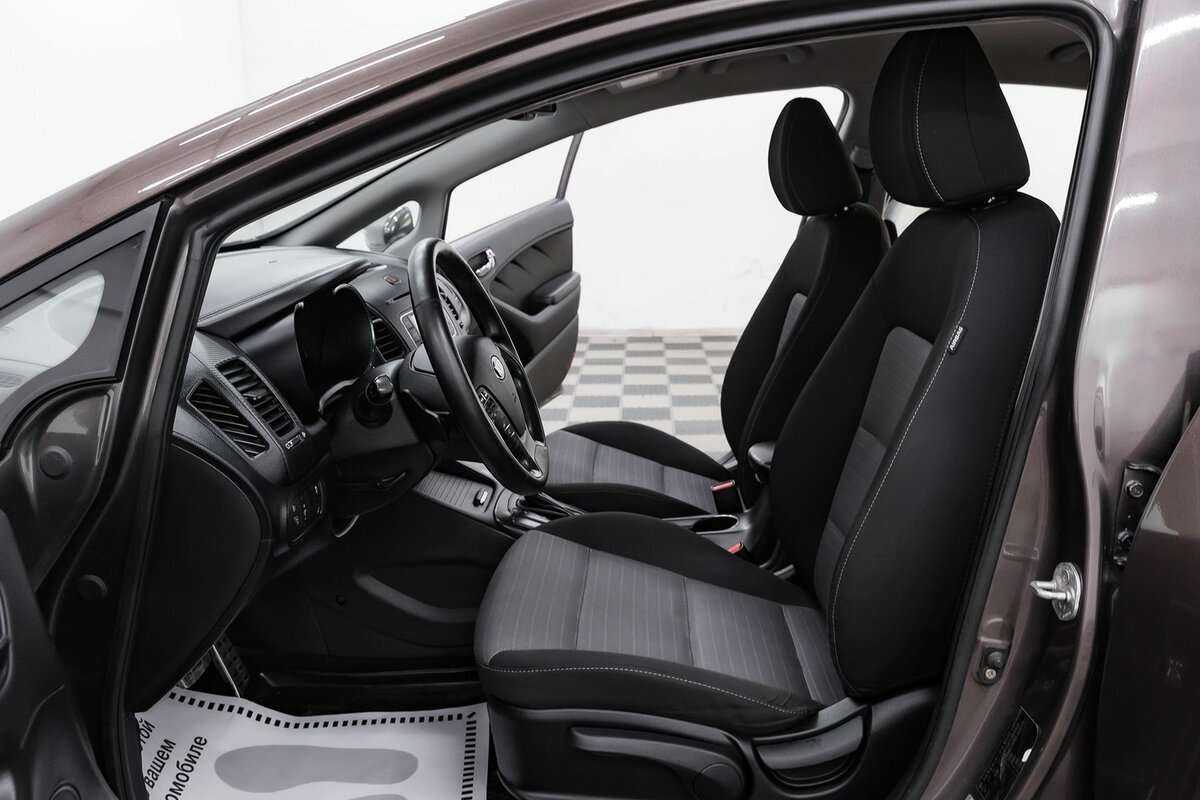 Б/У Киа Церато 2013 года. Фото: #6