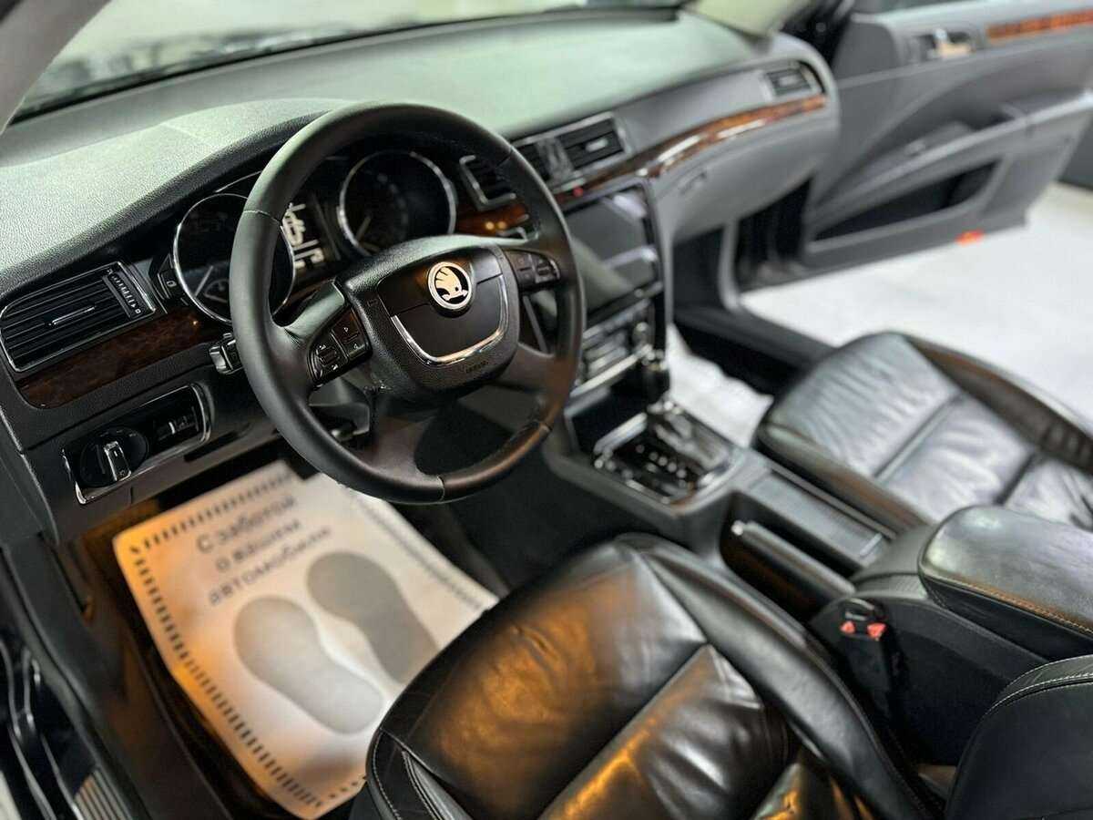 Б/У Шкода Суперб 2013 года. Фото: #8