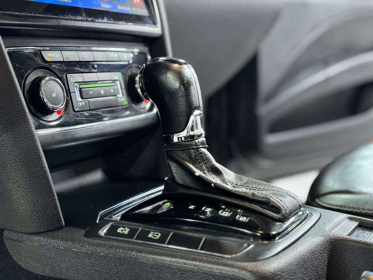 Б/У Шкода Суперб 2013 года. Фото: #9