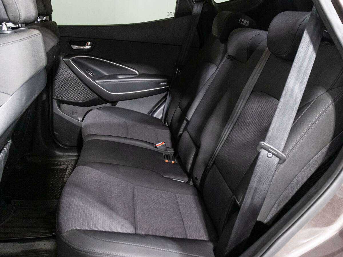 Б/У Хендай Санта Фе 2013 года. Фото: #9