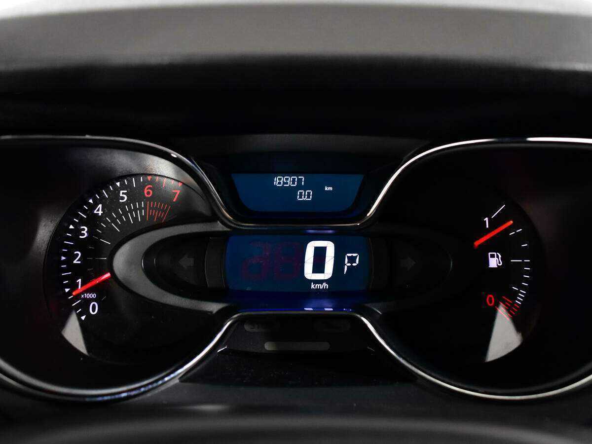 Б/У Рено Каптюр 2020 года. Фото: #10