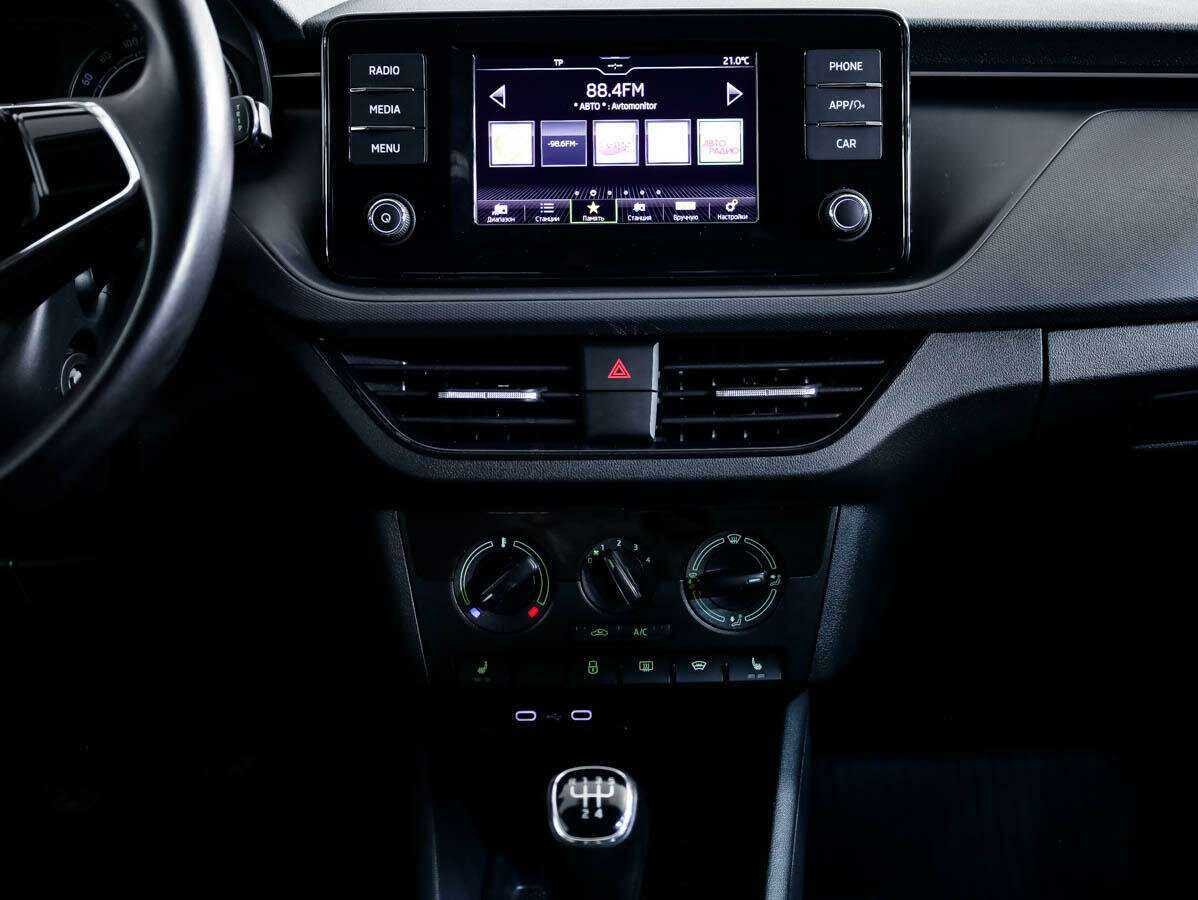 Б/У Шкода Рапид 2021 года. Фото: #13