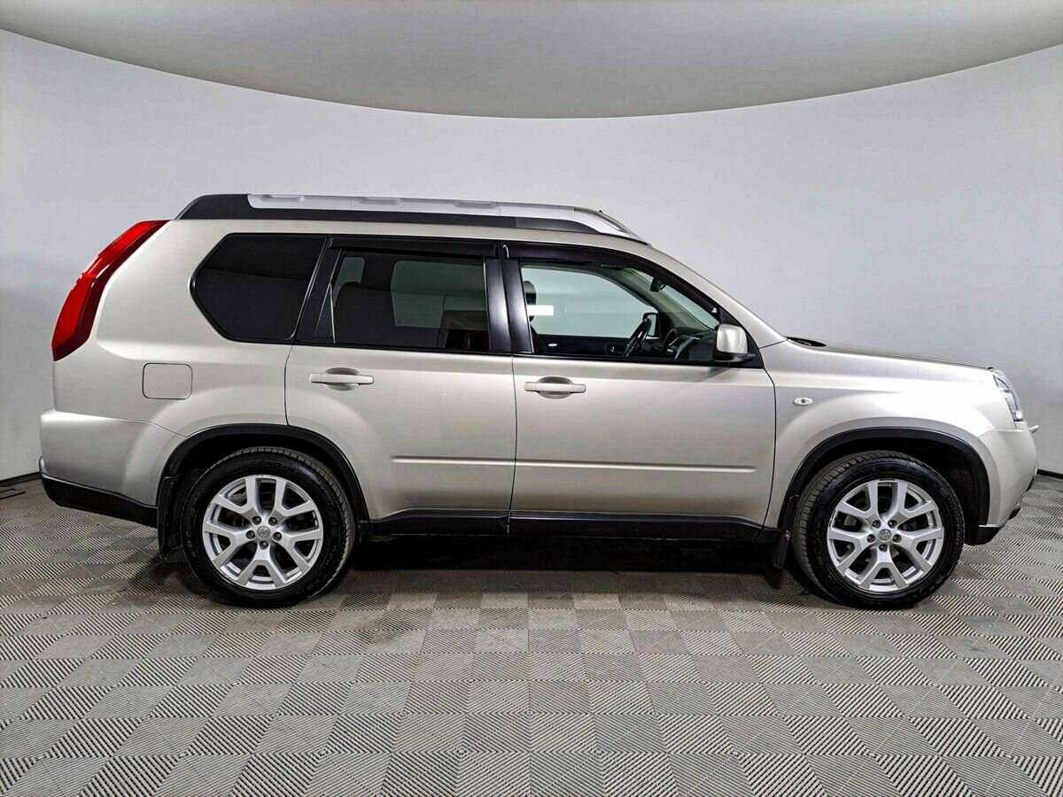 Б/У Ниссан Икс-Трейл 2012 года. Фото: #3