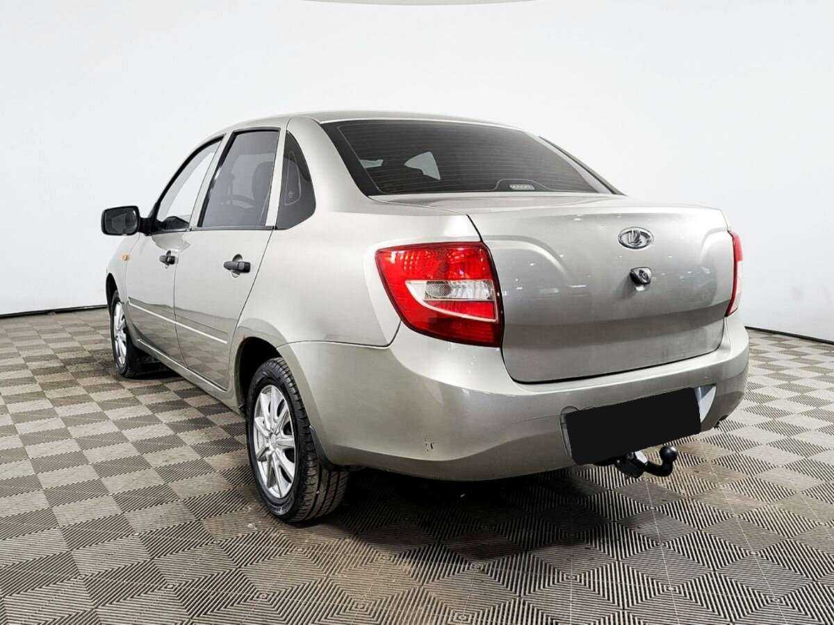 Б/У Лада (ВАЗ) Гранта 2012 года. Фото: #5