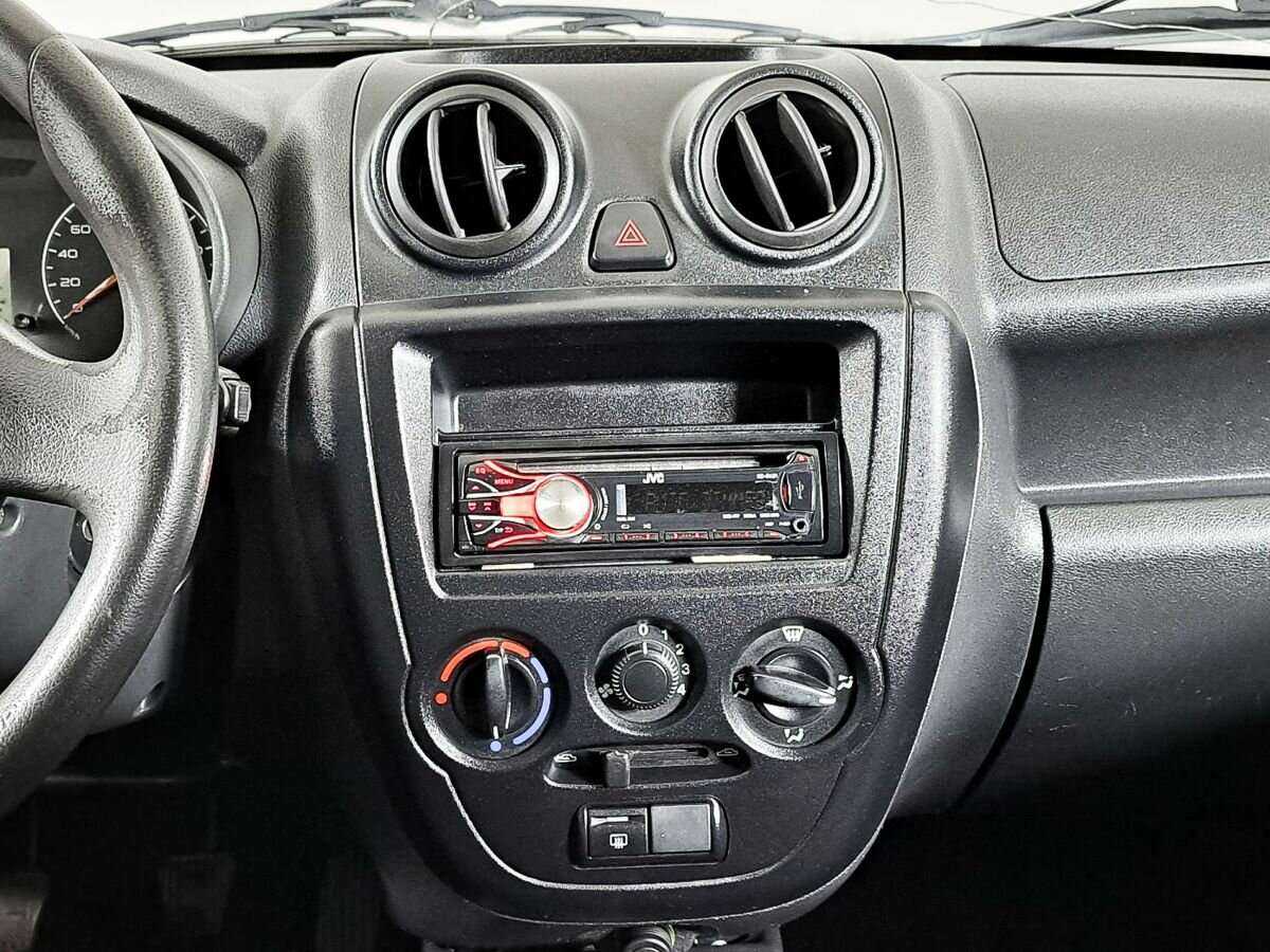 Б/У Лада (ВАЗ) Гранта 2012 года. Фото: #10