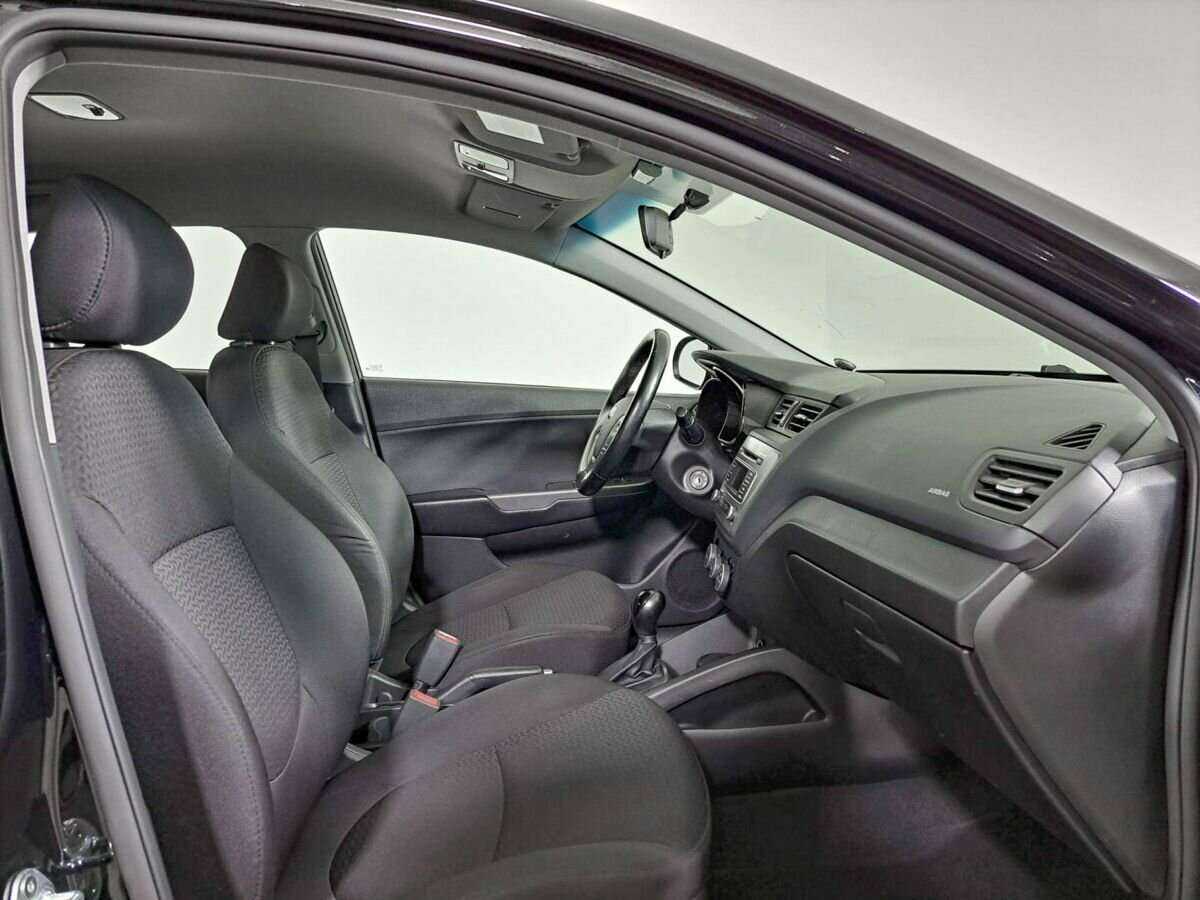 Б/У Киа Рио 2016 года. Фото: #8