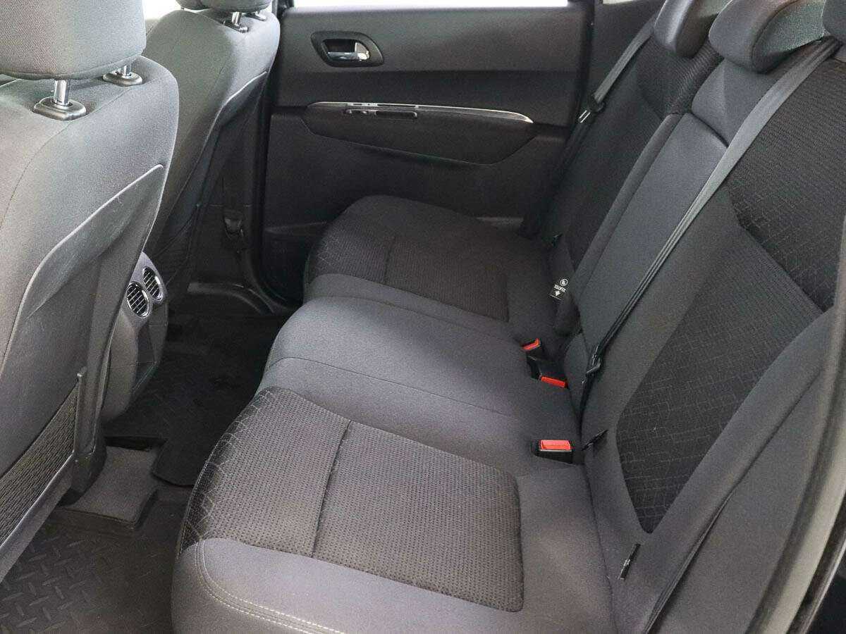 Б/У Пежо 3008 2014 года. Фото: #8