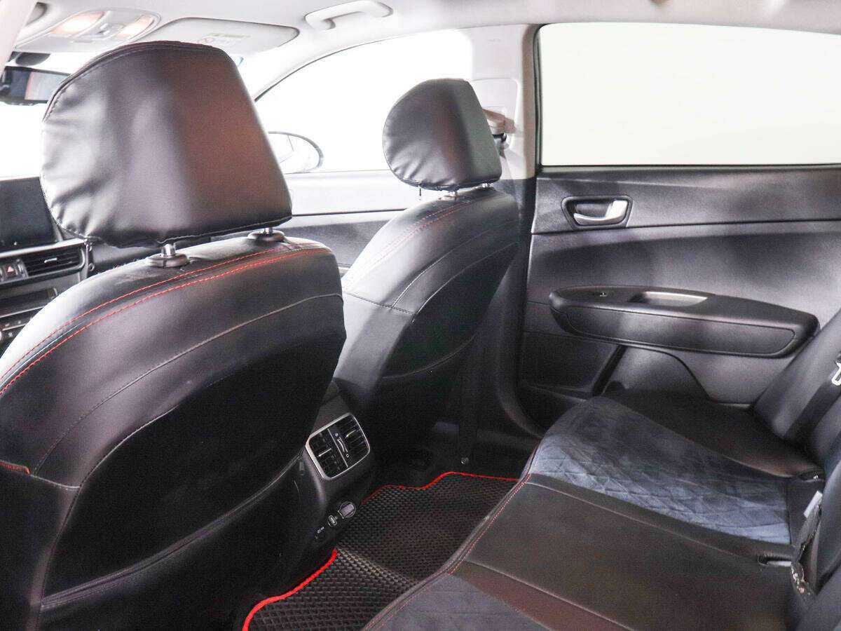 Б/У Киа Оптима 2019 года. Фото: #11