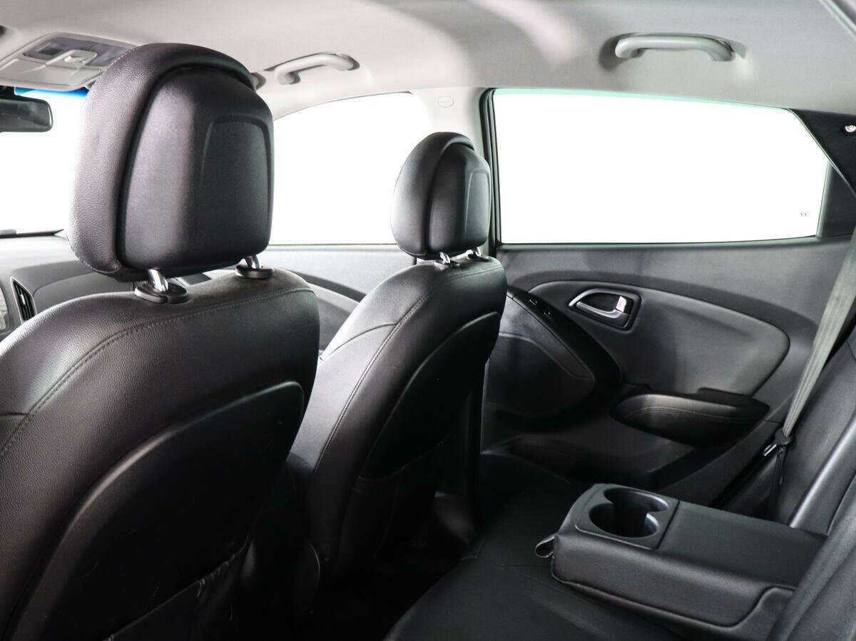 Б/У Хендай ай-икс35 2014 года. Фото: #11