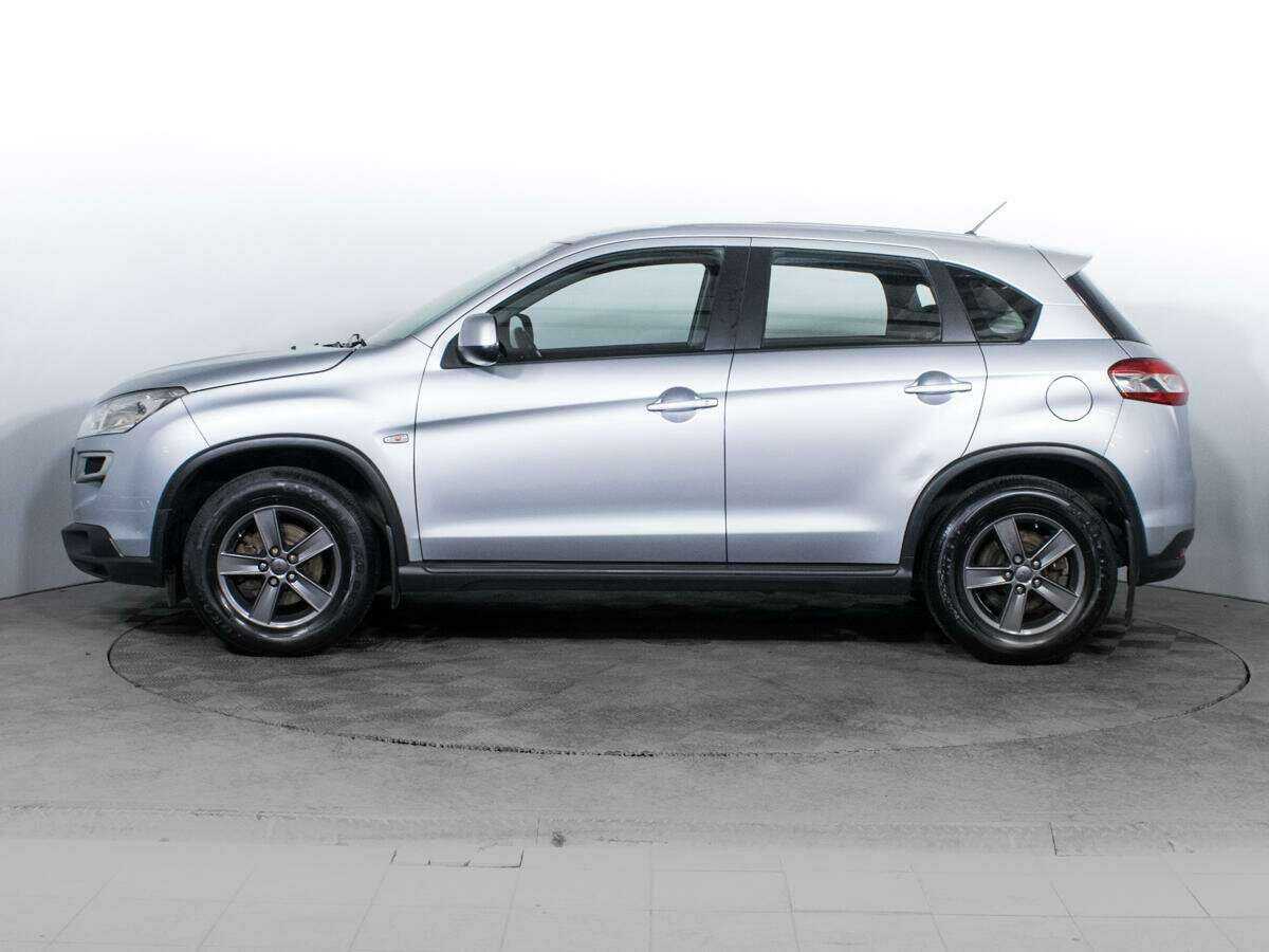 Б/У Пежо 4008 2012 года. Фото: #5