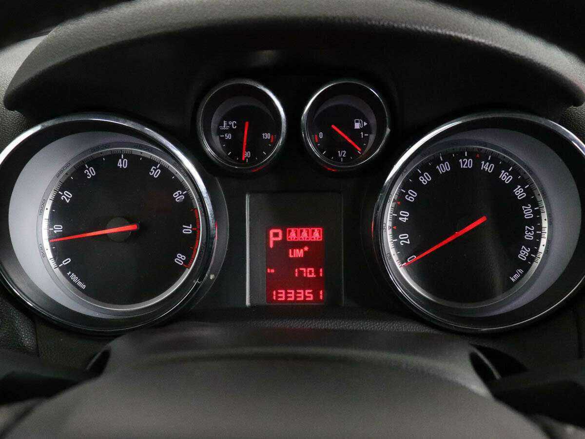 Б/У Опель Мокка 2014 года. Фото: #9