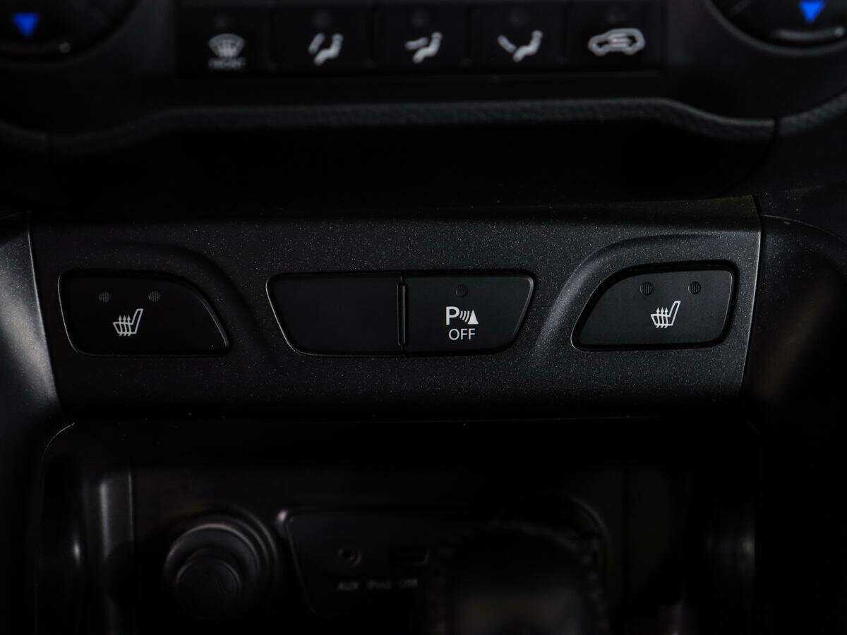 Б/У Хендай ай-икс35 2014 года. Фото: #21