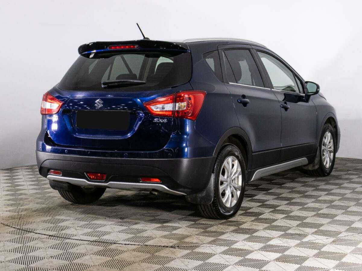 Б/У Сузуки С-Икс4 2018 года. Фото: #4