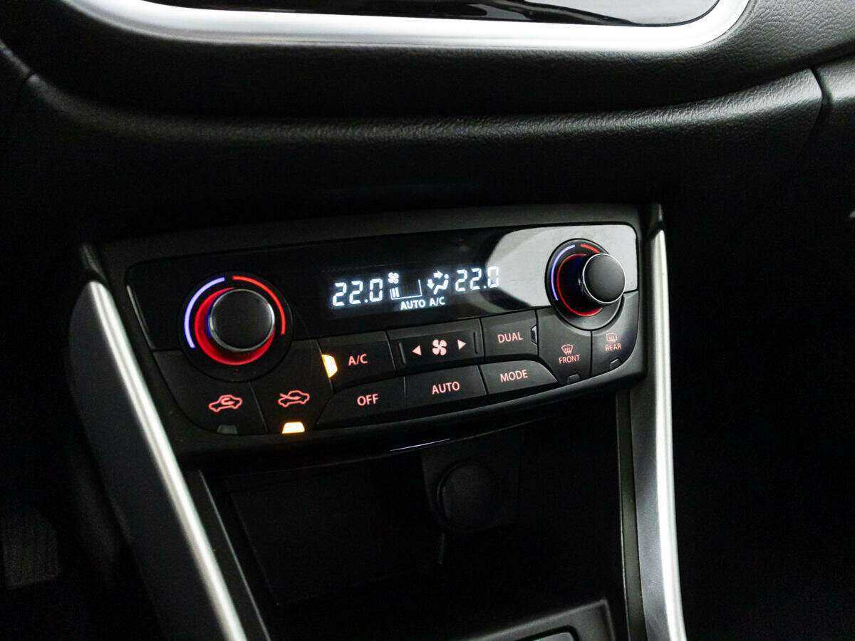 Б/У Сузуки С-Икс4 2018 года. Фото: #14