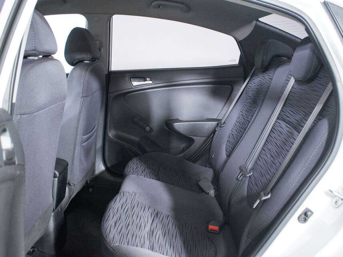 Б/У Хендай Солярис 2015 года. Фото: #9