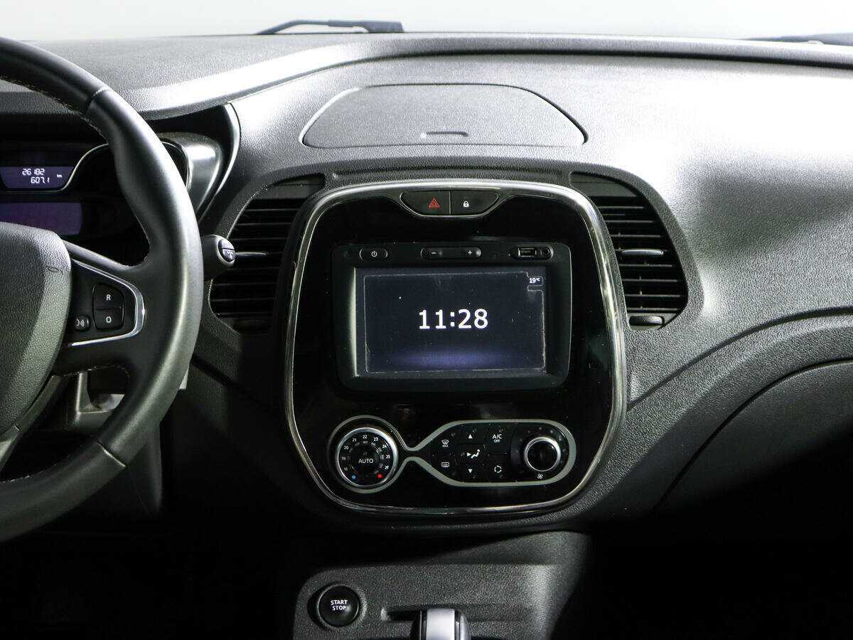 Б/У Рено Каптюр 2017 года. Фото: #10