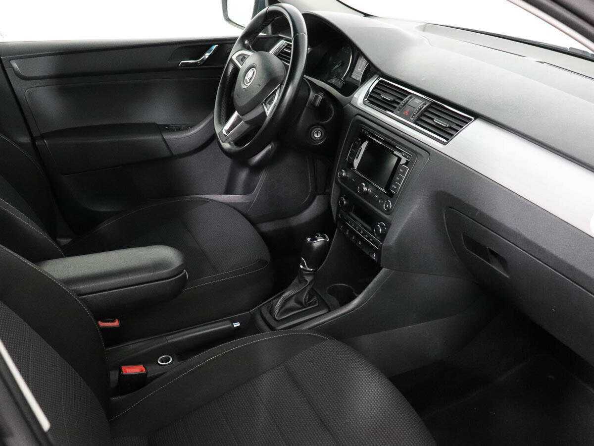 Б/У Шкода Рапид 2014 года. Фото: #6