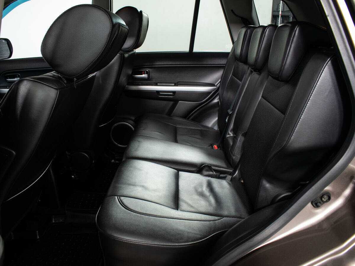 Б/У Сузуки Гранд Витара 2014 года. Фото: #4