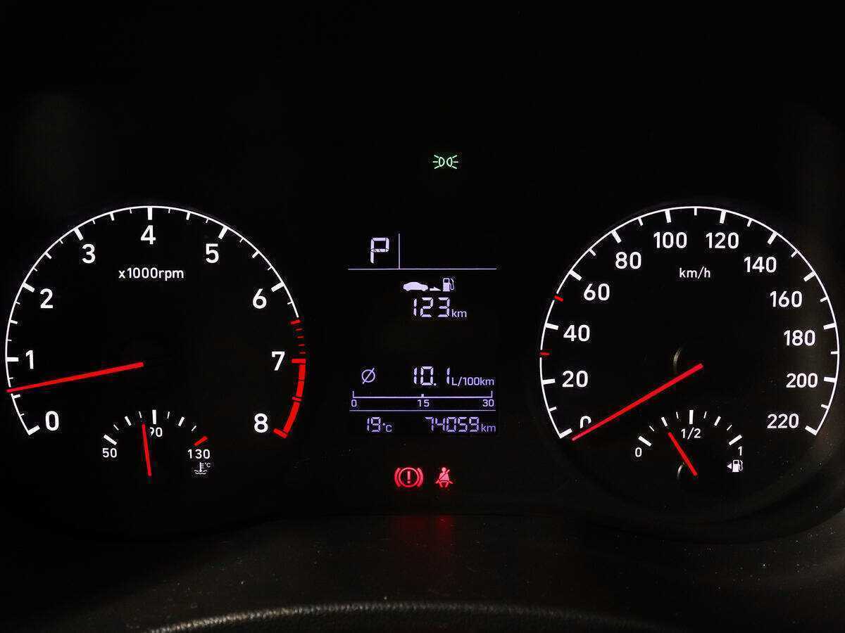 Б/У Хендай Солярис 2017 года. Фото: #8