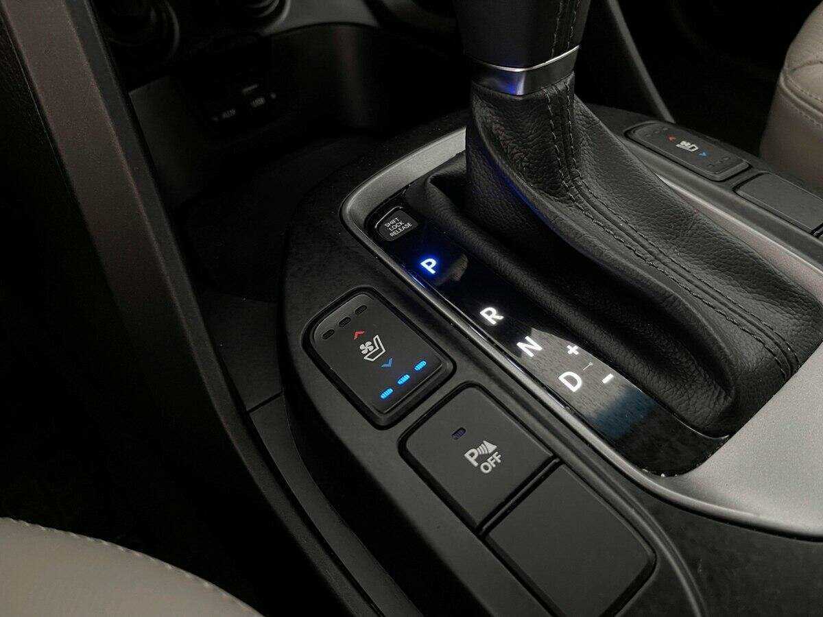 Б/У Хендай Санта Фе 2014 года. Фото: #11