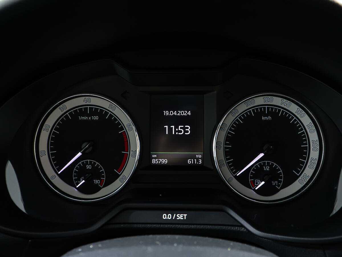 Б/У Шкода Октавия 2018 года. Фото: #13