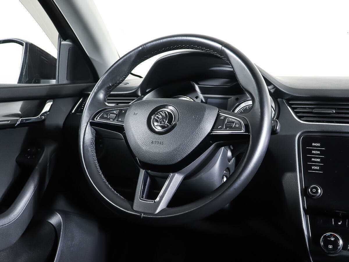 Б/У Шкода Октавия 2018 года. Фото: #14