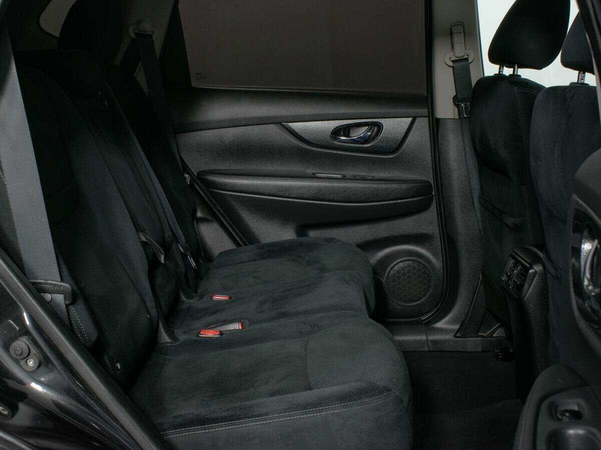 Б/У Ниссан Икс-Трейл 2016 года. Фото: #14