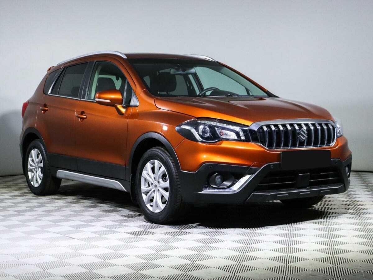 Б/У Сузуки С-Икс4 2017 года. Фото: #2