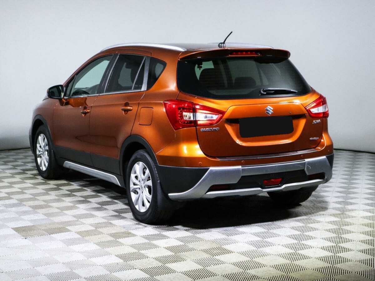 Б/У Сузуки С-Икс4 2017 года. Фото: #5