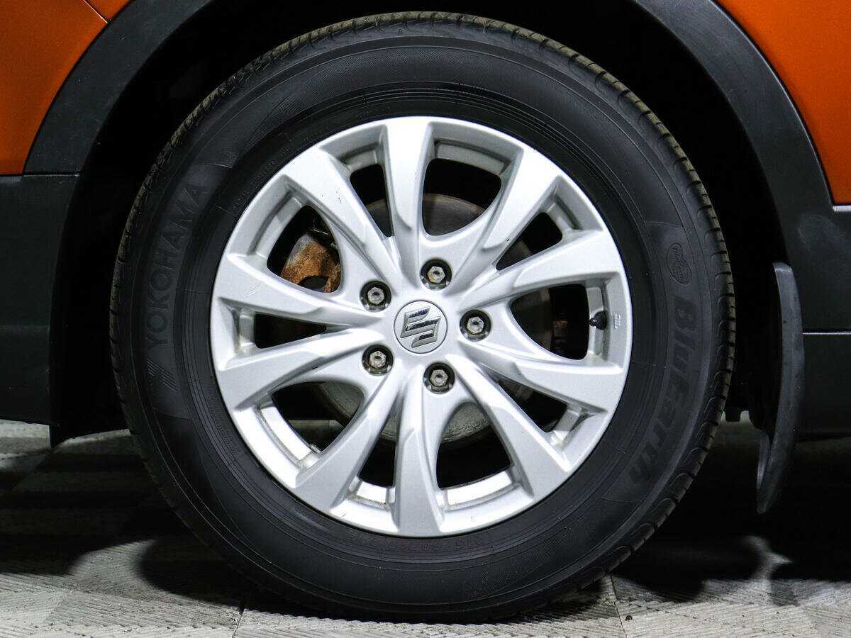 Б/У Сузуки С-Икс4 2017 года. Фото: #16