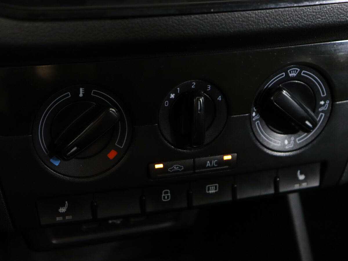 Б/У Шкода Рапид 2021 года. Фото: #16