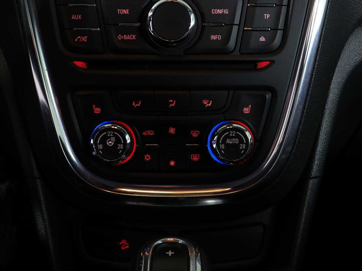 Б/У Опель Мокка 2012 года. Фото: #15