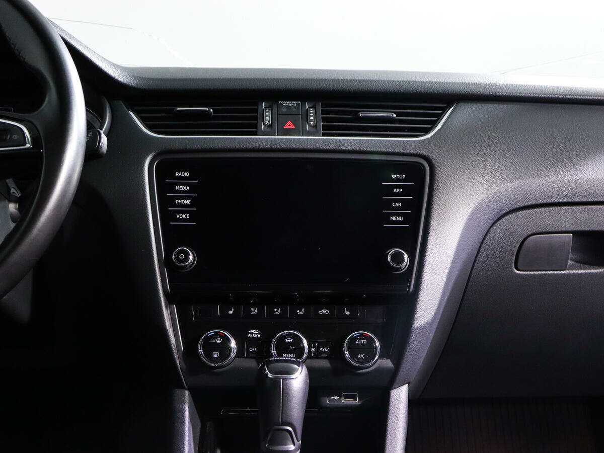 Б/У Шкода Октавия 2020 года. Фото: #12