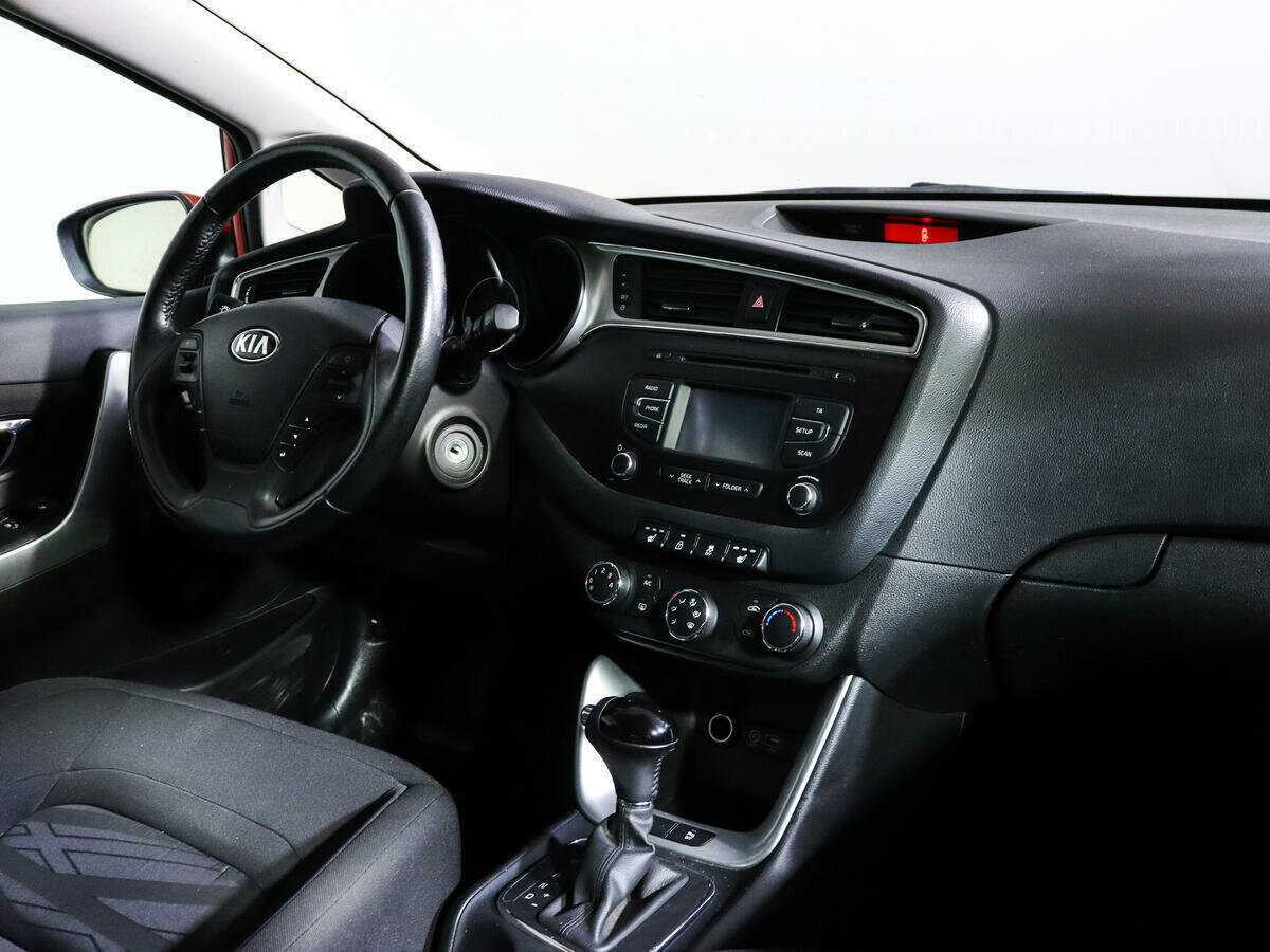 Б/У Киа Сид 2016 года. Фото: #8