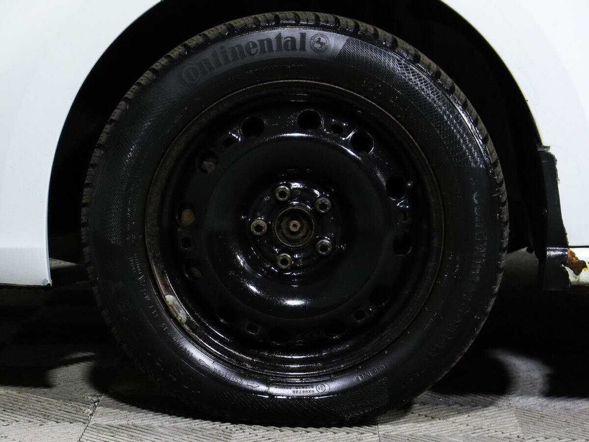 Б/У Фольксваген Поло 2018 года. Фото: #13