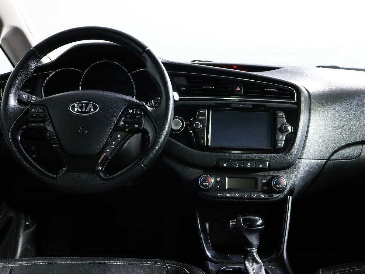 Б/У Киа Сид 2018 года. Фото: #9