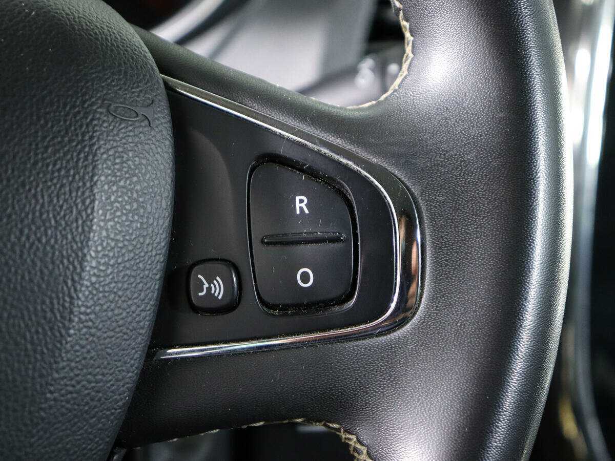 Б/У Рено Каптюр 2018 года. Фото: #17