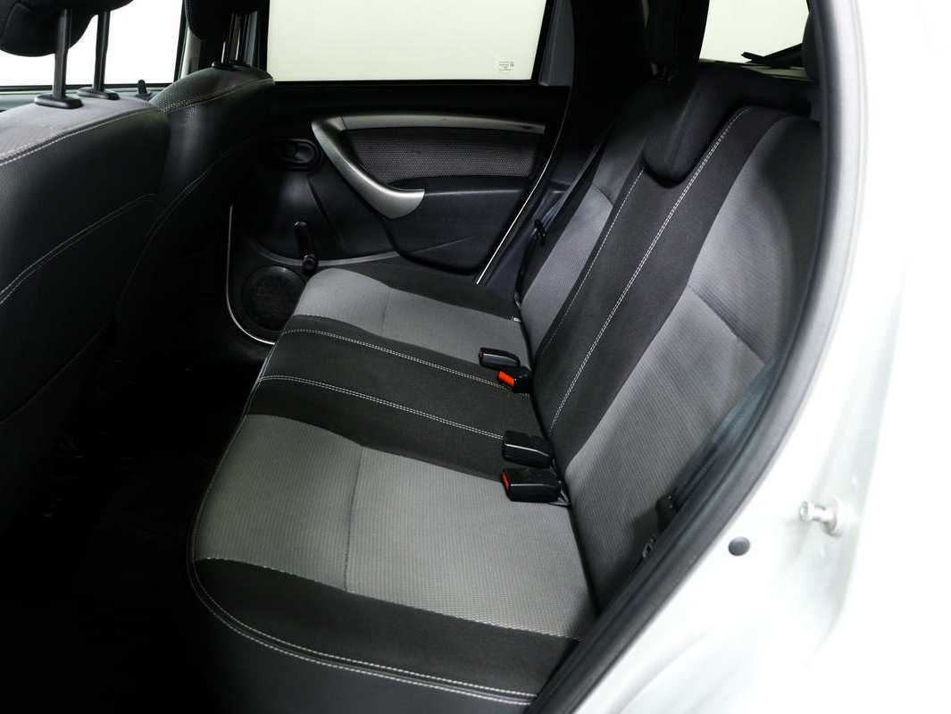 Б/У Рено Дастер 2014 года. Фото: #11