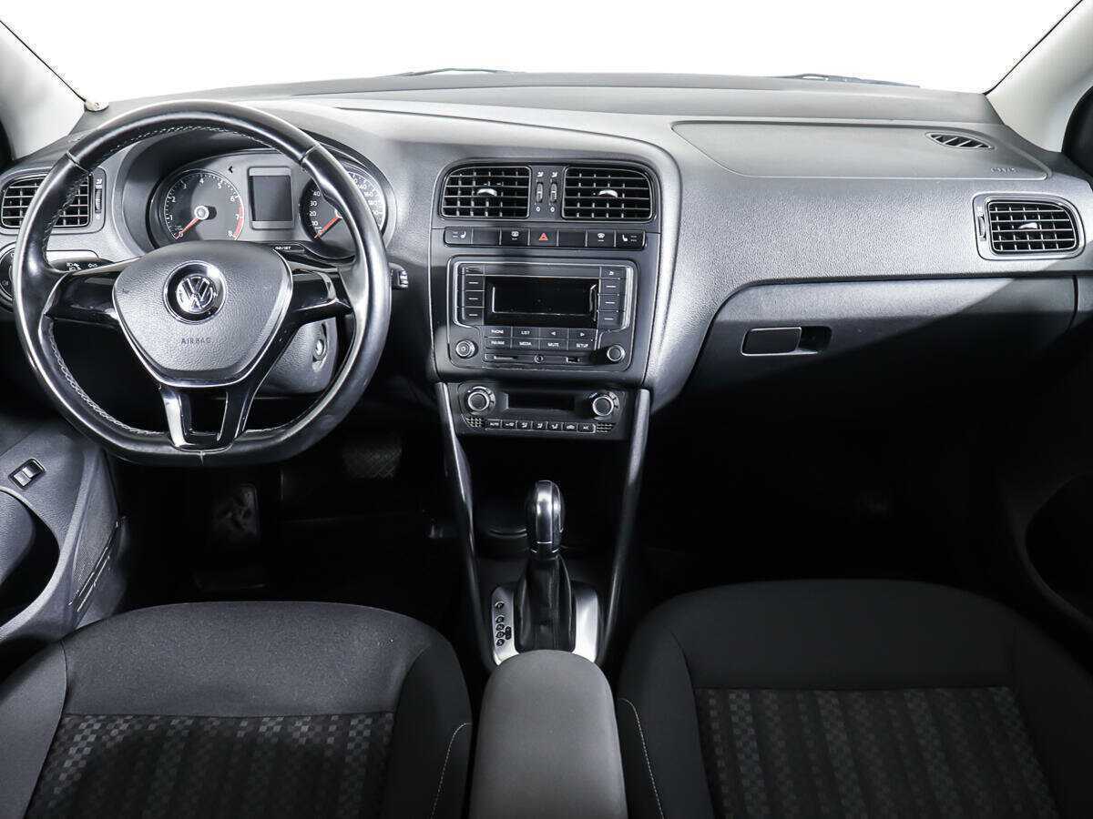 Б/У Фольксваген Поло 2017 года. Фото: #9