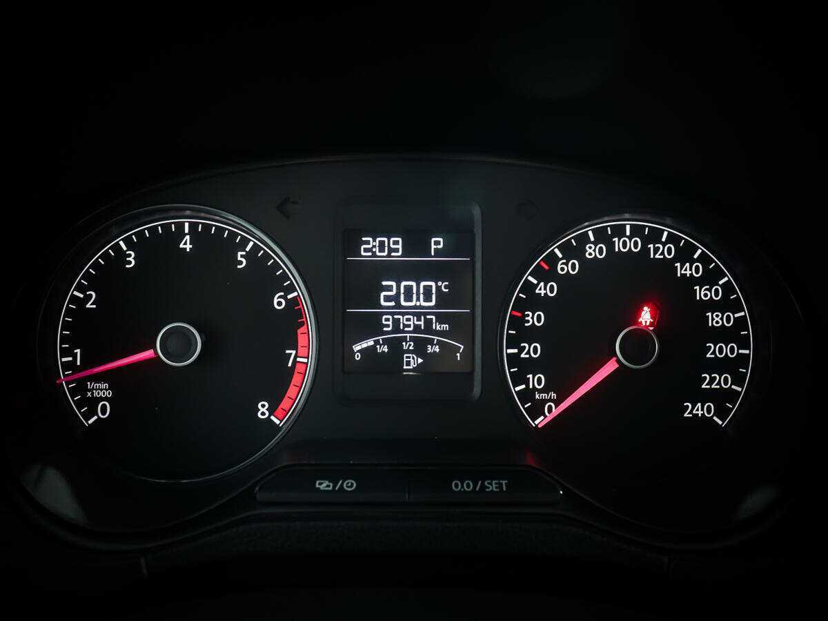 Б/У Фольксваген Поло 2017 года. Фото: #12