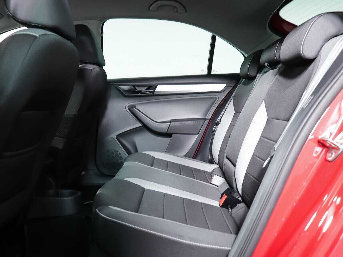 Б/У Шкода Рапид 2019 года. Фото: #9