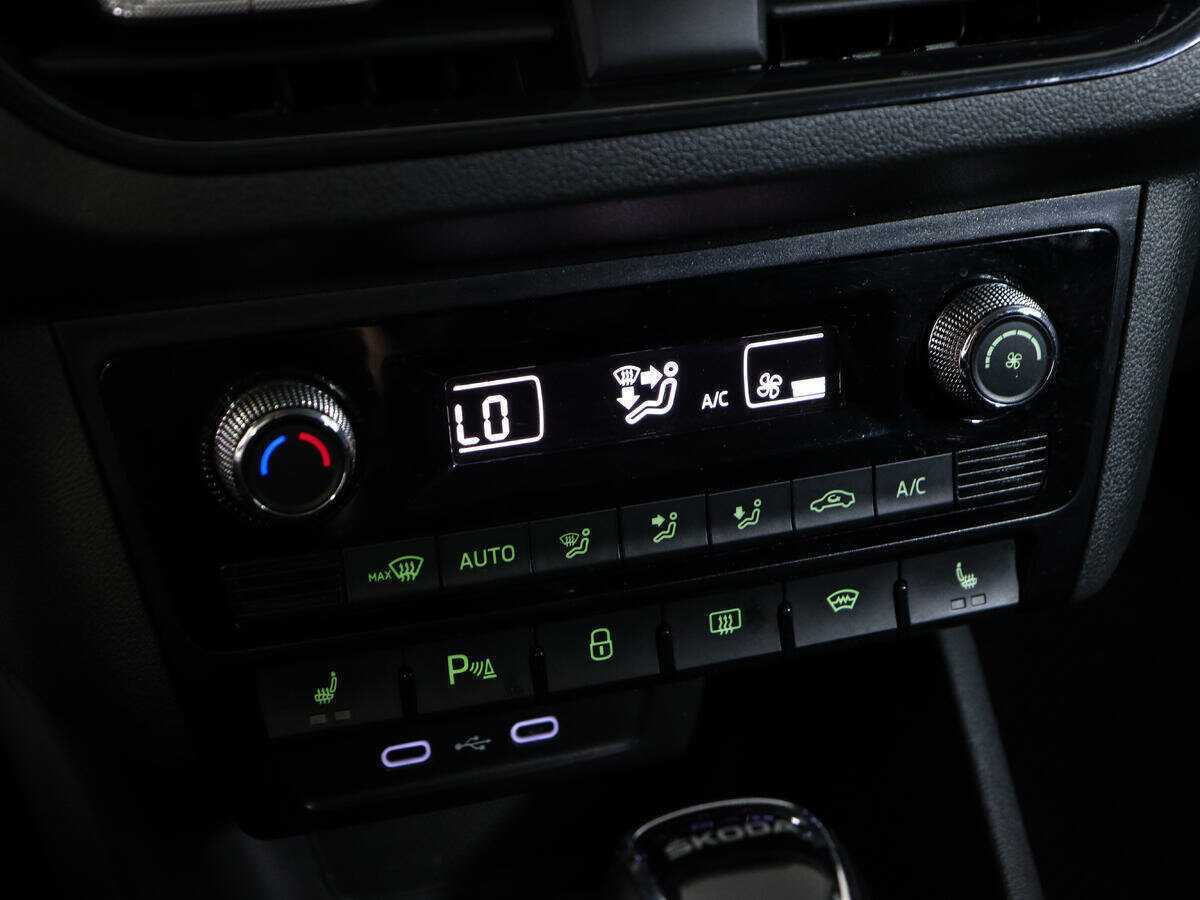 Б/У Шкода Рапид 2021 года. Фото: #19