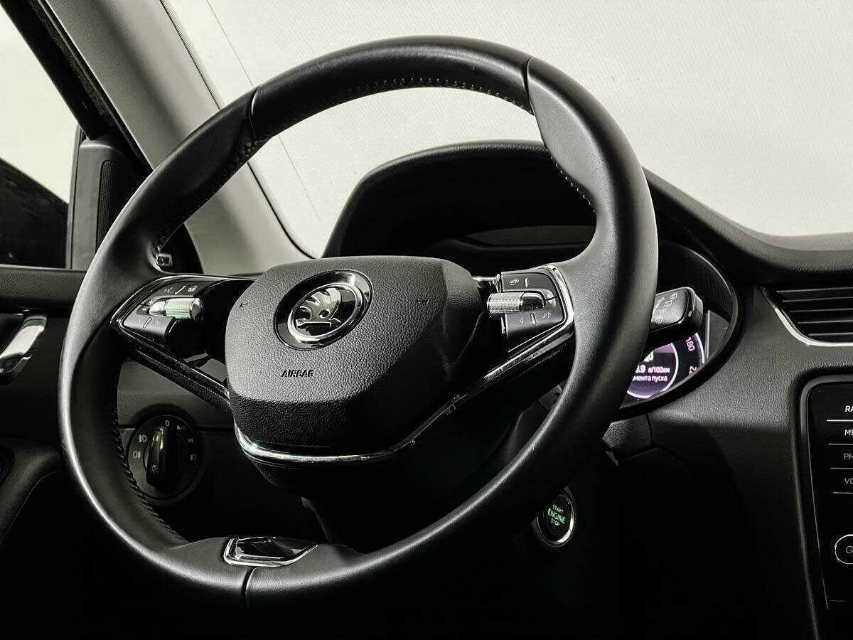 Б/У Шкода Октавия 2019 года. Фото: #10