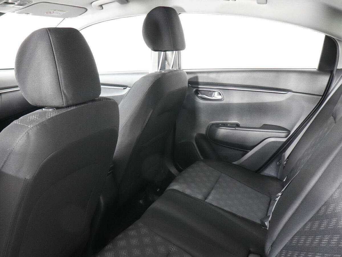 Б/У Киа Рио 2017 года. Фото: #11